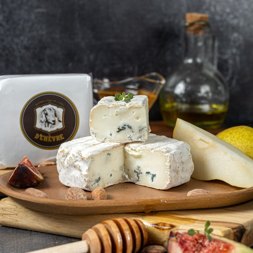 Queijo Artesanal de Casca Florida e Veios Azuis de Leite de Cabra - Peça 220G