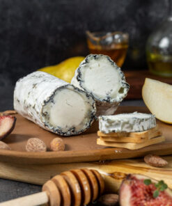 Queijo Artesanal De Cabra com Cinza de Alecrim- Peça 150G
