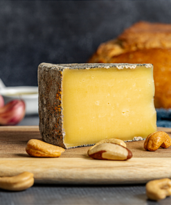 Cuesta - Queijo Artesanal de Leite Crú - Fração 200G - Pardinho Artesanal